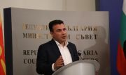 Оставката на Заев се отлага заради трагедията