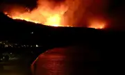 Голям пожар пламна на остров Крит, огънят е извън контрол