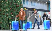Двама задържани заради дроновете над летище Gatwick