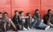 Вълна от бежанци заля Гърция. Какво цели Либия?