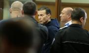 Баба Станка взе бизнеса на сина си Миню Стайков