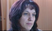 Майката на момичето, обвинило Евстатиев в изнасилване: Прибра се в кръв