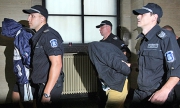 Глобиха адвокатите на обвиняем по „Килърите“