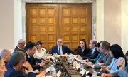 Отварят процедура за закупуване на 250 електромобила от общините за социални услуги
