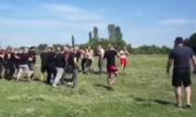 Потресаващи кадри от уговорен бой между фенове на Локо Пд и Ботев Пд (ВИДЕО)