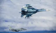 Напрежение над Черно море! Руски Су-27 преследва разузнавателен самолет и два британски изтребителя 