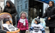 Майки: Има пари за щастливи прасета, но не и за децата на България