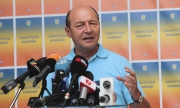 Борбата за сваляне на Бъсеску с нов епизод