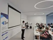 Реални умения и увереност: Производствени практики с практическа стойност за учениците