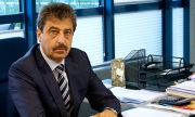 Василев за разсекретяването на доклада на КТБ:  „След дъжд качулка“