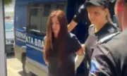 Жената, шофирала блъснатата от Дебора кола: Тя беше пияна. След това започна да се бие с полицията