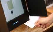 Прекратиха обществената поръчка за допълнителни машини за вота 2 в 1