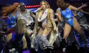  Джей Ло унищожи стадиони в Узбекистан и Армения