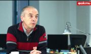 Доц. Мангъров за ФАКТИ: Затварянето само удължава агонията. Задължителната ваксинация е фашизъм