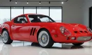 ������ ��� ���� ������ Mazda �� �������� � ���-������� Ferrari � ���������