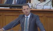 Отхвърлиха оставката на Делян Добрев