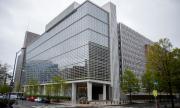 МВФ покри дълга на 25 страни