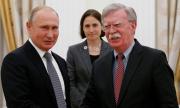 САЩ предупредиха Путин: Не се меси в изборите!