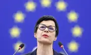 ������ ������� ����� ������ ����� �� �90-�� �������� �� ���� ���������� �������