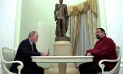 Стивън Сегал стана представител на руското МВнР