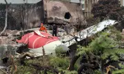 Последното селфи: Вижте една от най-тъжните снимки след самолетната катастрофа в Индия