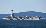 ������ ��� �������� �������������� USS Gerald R. Ford ���� 10-������� ����� � ������� �����