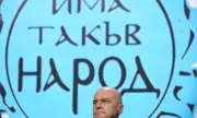 Слави Трифонов: Необичайната пролетна жега спря, но заваляха абсурдите в българската политика