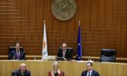 Правителството на Кипър запази мандата