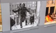 13 август 1961 г. Комунистическият режим на ГДР започва да строи Берлинската стена