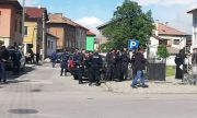 Протест в подкрепа на пострадалия при масовия бой в Разлог