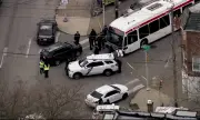 Застреляха тийнейджър на автобусна спирка във Филаделфия ВИДЕО