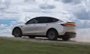 Tesla представи по-дългия Model Y. Ето какви са промените