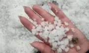 Meteo Balkans предупреди: Торнадо и градушка могат да ударят България