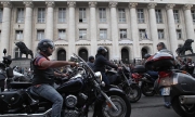Мотористи протестираха в цялата страна