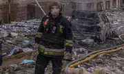 Руска атака уби двама души в източния украински град Хирник 