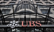 UBS съкращава 10 000 служители