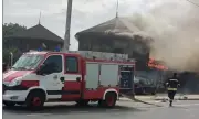 Голям пожар във Варна, запалиха се необитами постройки на бившата Циркова площадка