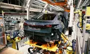 Протестиращи нахлуха в завода на Audi в Белгия