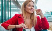 Съпругата на Ваня Джаферович бие жена на пътя, разпитват я в Пето РПУ