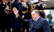 Милорад Додик се яви доброволно! Съдът в Сараево отмени заповедта за арест на босненския сръбски лидер 