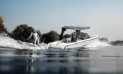 Умна електрическа лодка с адски висока цена