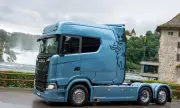Удължена кабина и V8 двигател за новата Scania