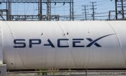 Включват SpaceX в изграждането на станция около Луната