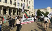 Протест срещу еврото блокира центъра на София