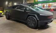  Tesla Cybertruck         