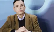 Горан Благоев: Страната гори. Да сте видели православен духовник, владика, епископ да запретне расо и да отиде да гаси?