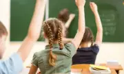Предлагат нови санкции към учениците, които не спазват правилата в клас
