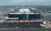 Samsung и Tesla си стиснаха ръцете в мултимилионна сделка