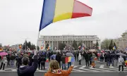 Румъния: "От години плащаме за малка пица, а ядем голяма"