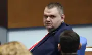 "Ди Велт": Как един олигарх разширява властта си в България